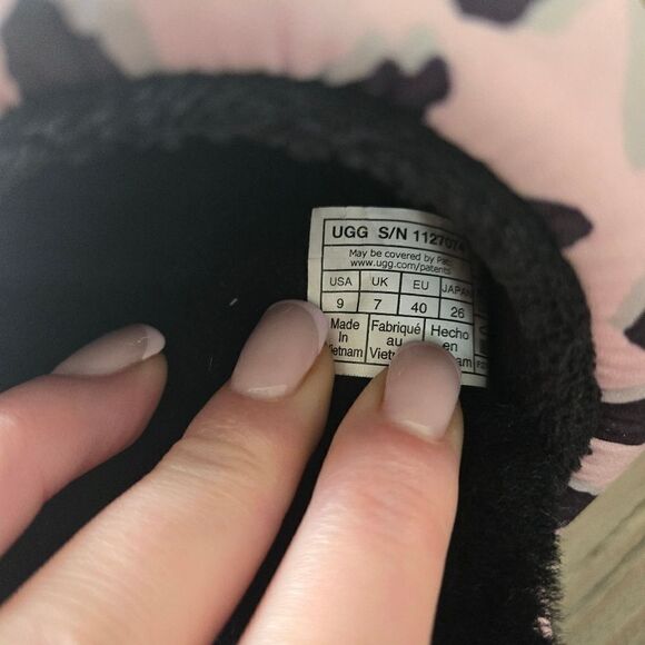 UGG Size 9 Maxi Slide Slip On Sandals shoes New - Picture 3 of 10